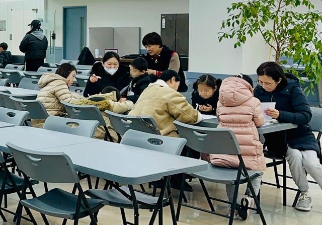 초등교 공사판 되자… 이웃 교회가 문을 열었다