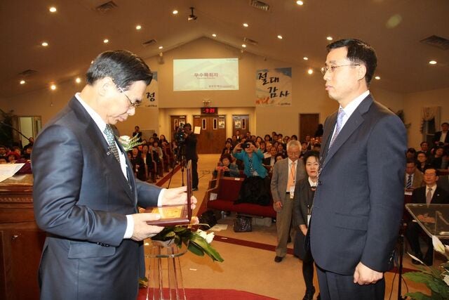 [역경의 열매] 윤호용 (10) 폐가 같은 건물을 교회로… 사랑의 공동체 꿈꾸다