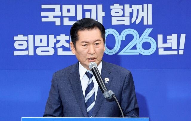 민주당, 합당 논란 재점화… 지선 앞두고 계파간 권력다툼