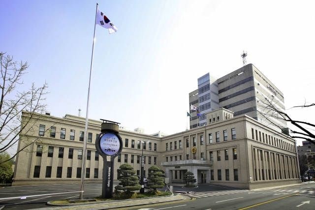 18년간 추모공원 이름 못 찾은 대구 지하철 화재 참사