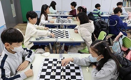 올해부터 모든 초등 3에 ‘방과 후 이용권’ 50만원 준다