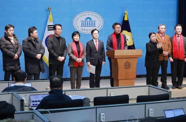 [단독] 국힘 원외 당권파, ‘정성국 연판장’ 압박 의혹