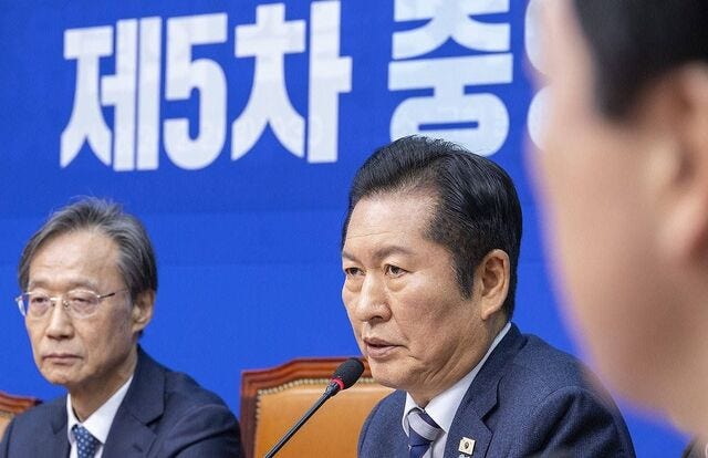 [사설] 1인1표제 이어 당원 여론조사… ‘팬덤 정치’ 우려된다