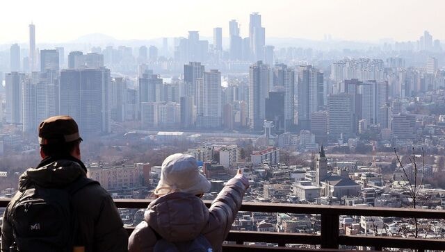 [단독] 현금 부자가 강남 집 샀다… 매수자금, 대출보다 현금이 배 많아