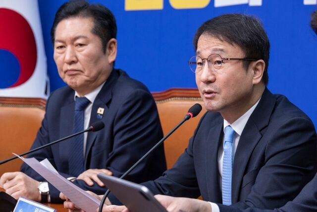 ‘개헌 첫 관문’ 국민투표법 법사위 통과… 與, 사법개혁 3법도 이달 처리 ‘속도전’