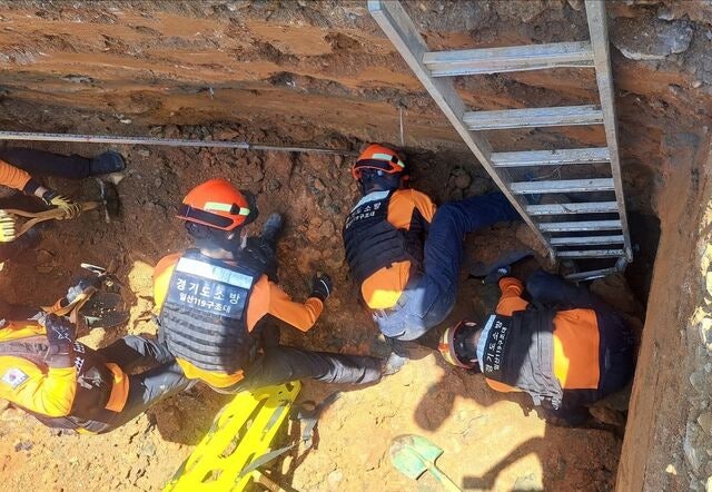 고양 하수관로 매몰사고 관련 공무원, 건설사 대표 기소