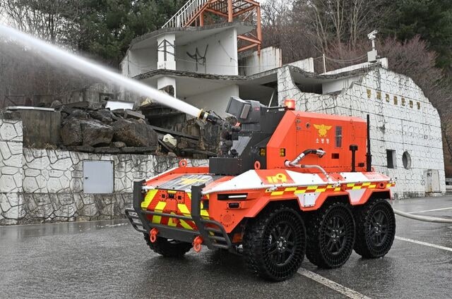 현대차, 무인 소방로봇 4대 소방청 기증