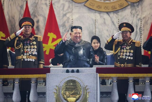 北 “통일은 착오적 관행·韓은 불변의 주적”… 통일부 패닉