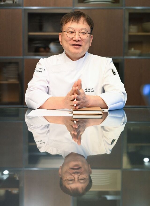 딸기 뷔페·두쫀쿠… “K디저트 비결? 맛의 기본 지키는 것”