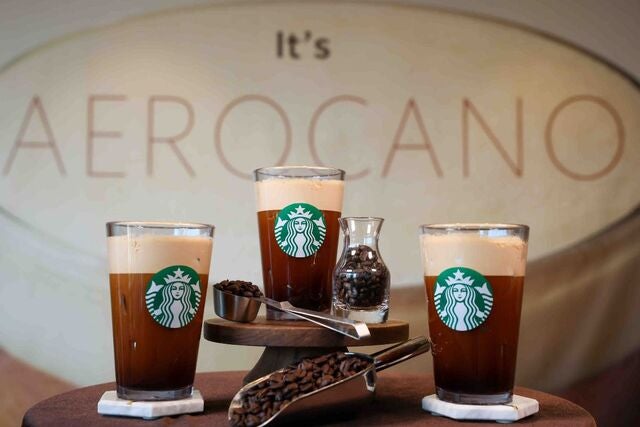 “얼죽아의 나라 한국에 최초 소개합니다”… 스벅 에어로카노 론칭