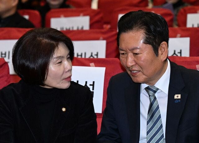 ‘TK’이어 ‘충남·대전’ 줄다리기… 지선 셈법에 꼬여가는 행정통합