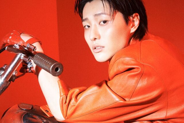 ‘역주행 스타’ 우즈, 첫 정규앨범 ‘아카이브.1’ 발표