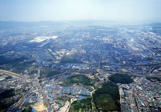 울산 석화업계, 미국·이란 전쟁에 24시간 비상체제