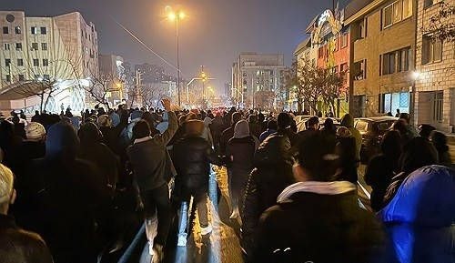 “전쟁 끝나면 끔찍한 보복”…  협상설에 불안한 이란 개혁 시민들