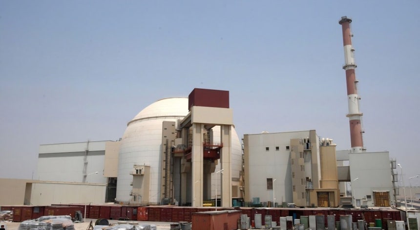 이란 남부 페르시아만 해안에 위치한 부셰르 원자력발전소.EPA연합뉴스