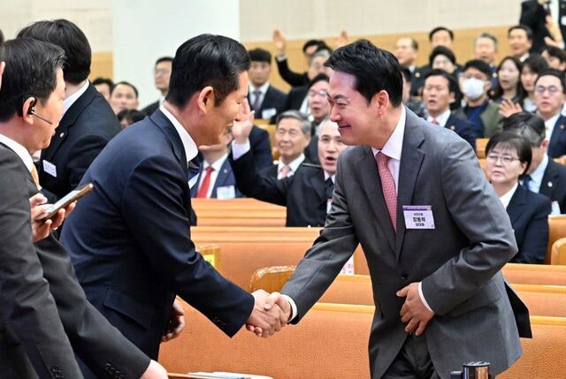 [포토] 부활절 예배서 만난 여야 대표