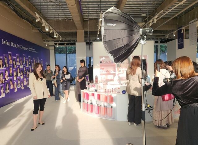도쿄에 뜬 K뷰티 실험실... "인플루언서 1000명 몰렸다" - 뉴스 썸네일 이미지