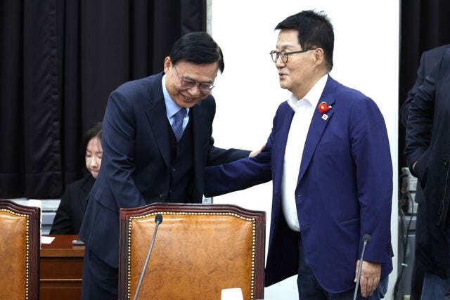 “호르무즈 열고 동결자금 풀고… 미·이란 ‘스몰딜’ 가능성”