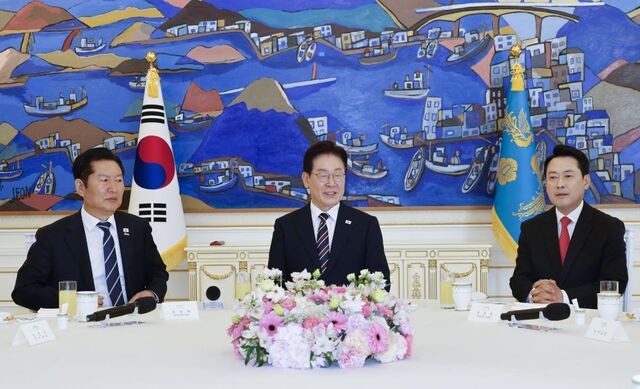 [사설] 7개월 만의 청와대 회담, 실종된 여야정 협치 계기 삼아야