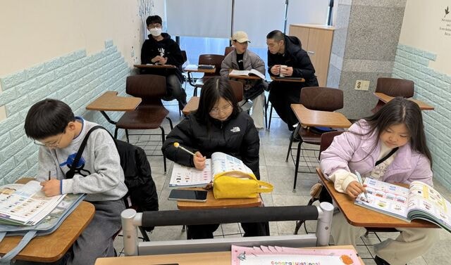 ‘그림자 아이들’ 품기, 이제는 제도가 뒷받침할 때