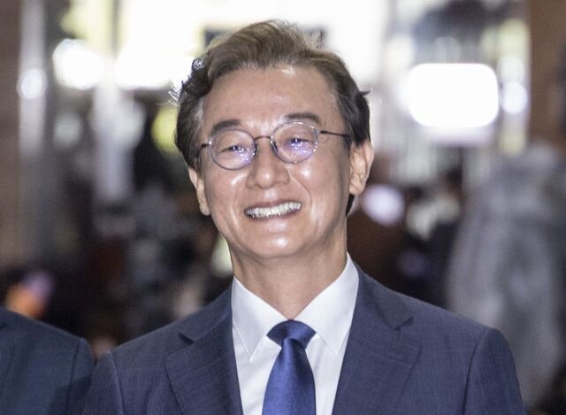 부산시장 후보 되자마자… 전재수 ‘통일교 금품’ 무혐의