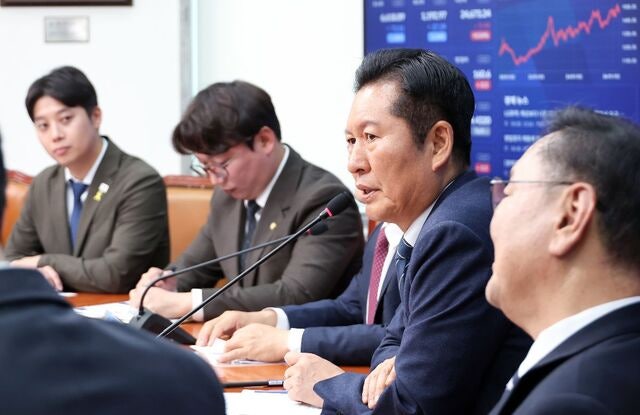 ‘특검 드라이브’ 민주당 발목 잡나… 부산·대구 보수결집 가속