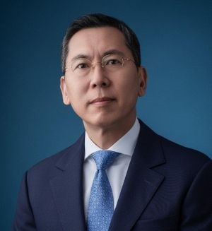 삼성 TV 수장 전격 교체… “하드웨어 넘어 플랫폼으로 위기 돌파”
