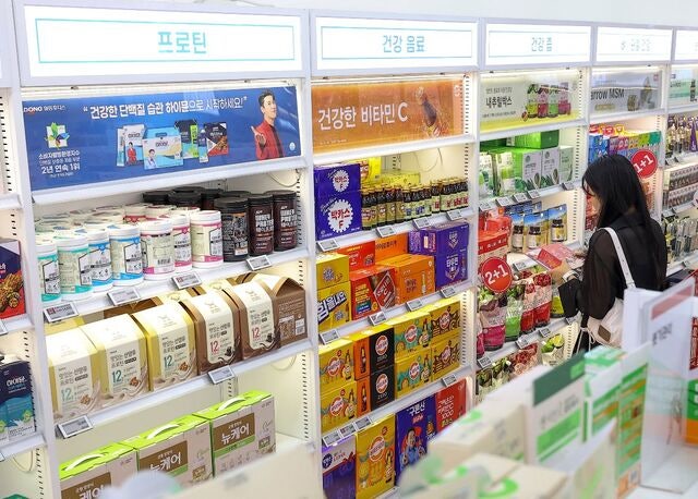 건기식·약, 함께 먹으면 ‘독’ 될 수도… QR 찍어 확인하세요