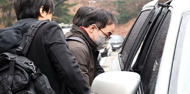 [단독] 2차특검, ‘관저 이전 의혹’ 김대기 등 구속영장 청구