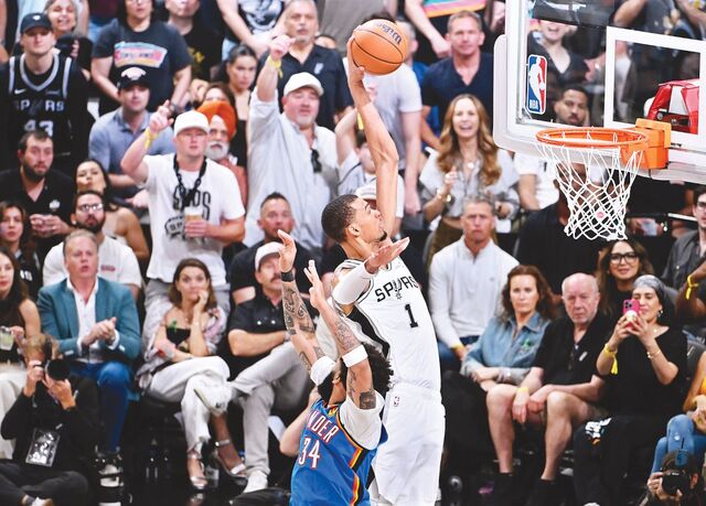[포토] 웸반야마 맹활약… NBA 서부 결승 원점으로