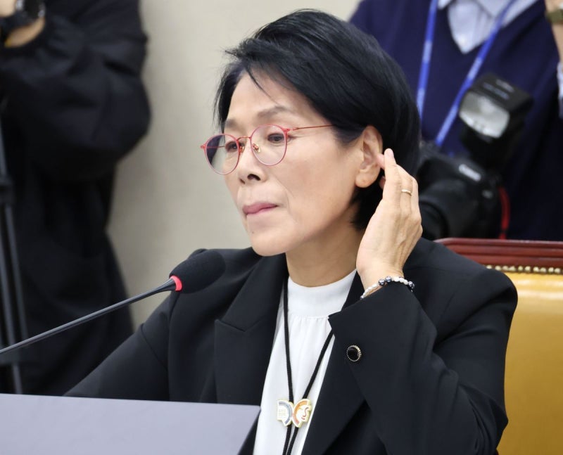 최민희 “노무현재단은 유시민의 성지…누구 좋으라고”
