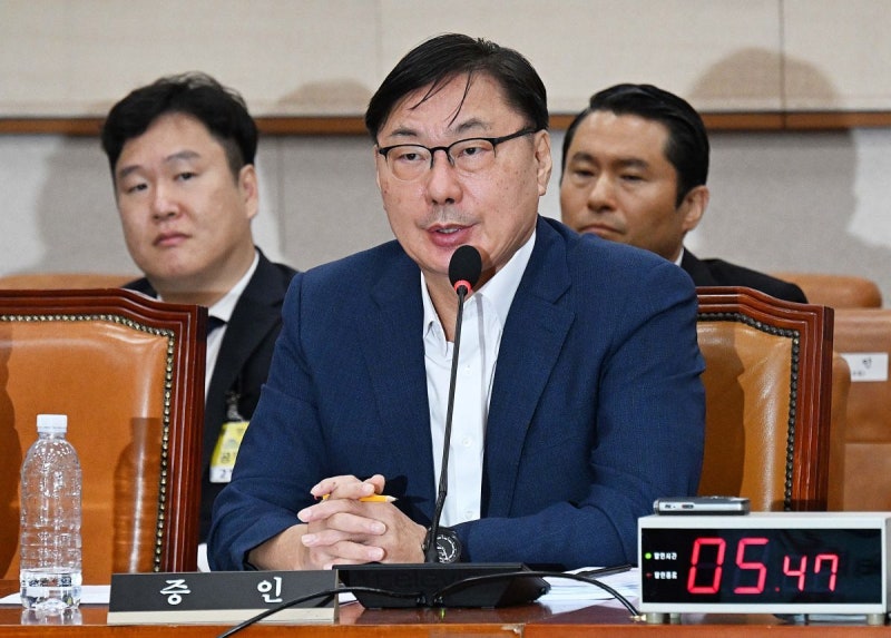 [속보] 검찰, ‘술파티 <b>위증</b>·쪼개기 후원’ <b>혐의</b> <b>이화영</b>에 징역 2년 구...