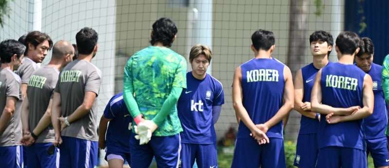 30일 <b>귀국</b>하는 <b>홍명보호</b>…“공항 인터뷰 안 한다”