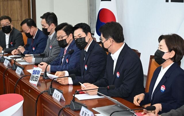 “보완수사권 덕 장윤기 범행 드러나…  사법 쿠데타 피해, 국민에게 갈 것”
