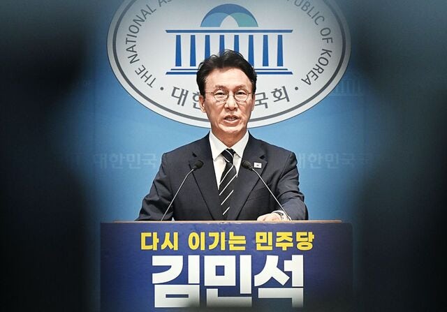 전대 출마 김민석 “자기정치로 당정 협력 혼선”… 정청래 직격