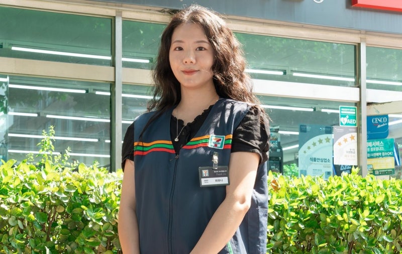 번아웃에 사표 내고 편의점 차린 30대…트렌드 좀 아는 젊은 점주 뜬다