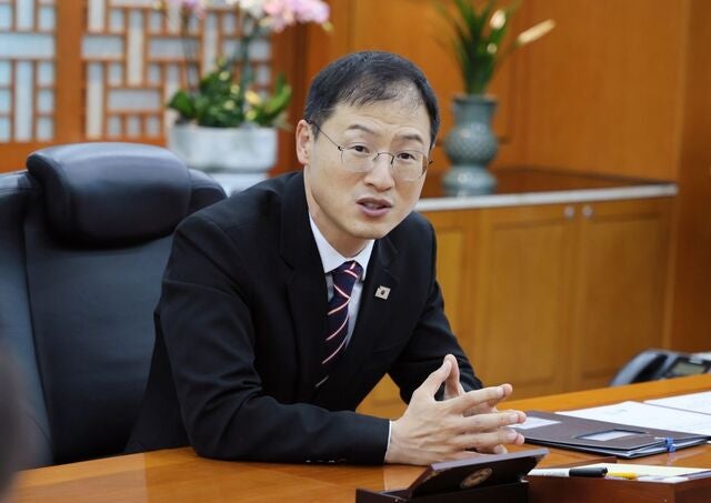 “운동화 끈 동여매고 현장으로… 삶의 질 높이는 성과로 화답”