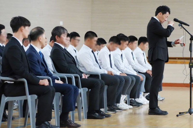 ‘배재고 사태’ 드라마 ‘참교육’이 쏘아올린 교사의 정치 중립 ‘딜레마’