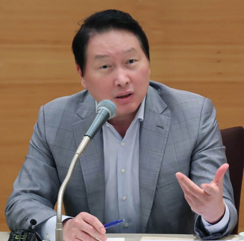 최태원 “반도체 확보 엄청 로비… 내년 수요 최소 50~60% 늘 것”