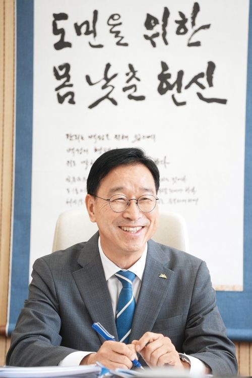 “청년·서민 삶 보장되는 ‘기본사회’ 구축, ‘3高 파고’ 넘는다”