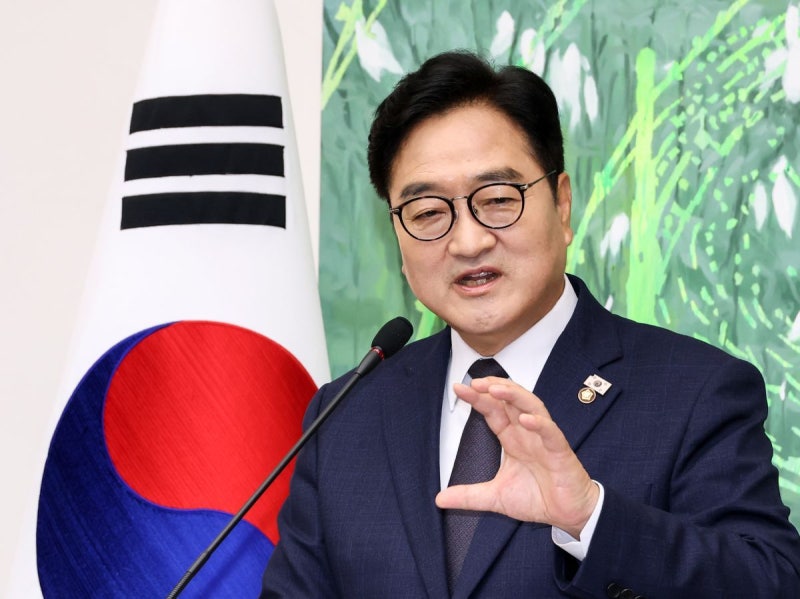 우원식 해외출장 14번 모두 배우자 동행…82억8700만원 집행