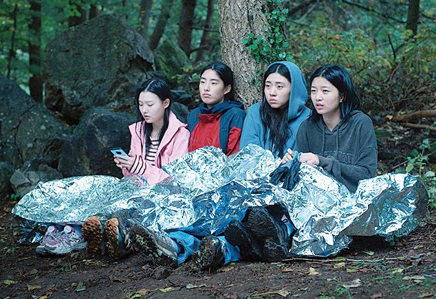 살처분 위기 동물 구하기에 나선 고3 소녀들