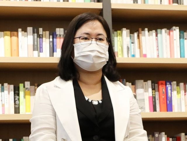 ‘학폭 소송 노쇼’ <b>권경애</b>, 법원 화해 권고 결정도 ‘불복’
