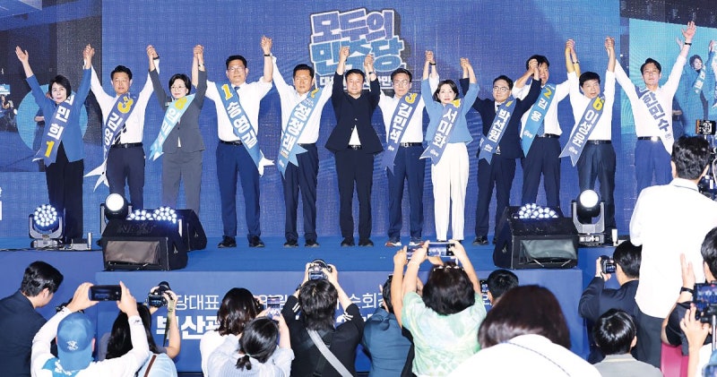 “거짓말·선동” vs “신천지 음해”… 金·鄭 윤리위 정면충돌