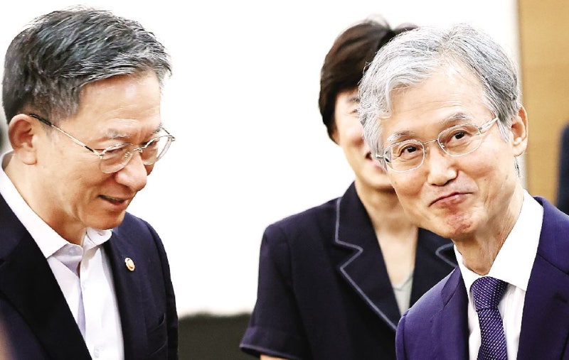 이흥구 대법관 후임 4명 압축… 노태악 후임 ‘동시 제청’ 촉각