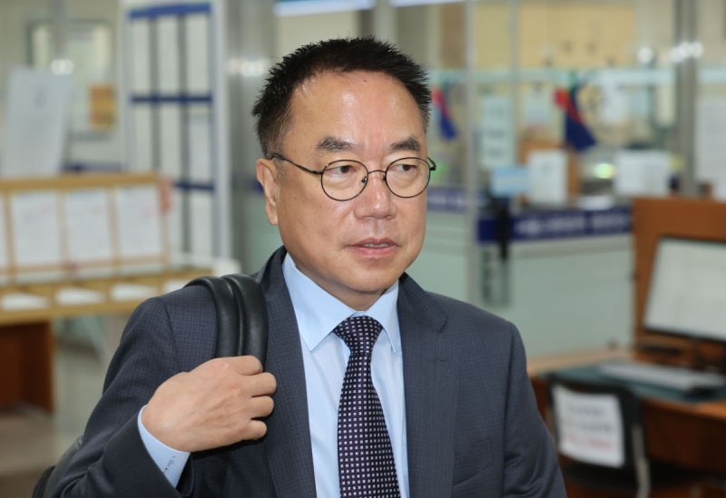 <b>서범수</b>, 피해자 불러놓고 “돌려차기 한번” 사건 희화화…“실언 사죄...