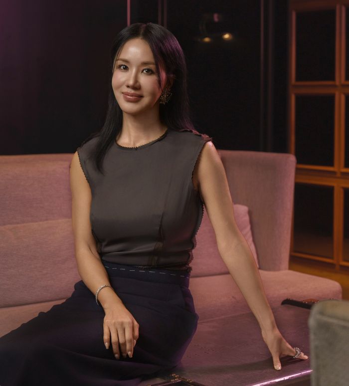 엄정화 “이 나이에 어렵다고?… 액션, 얼마든 더 할 수 있죠”