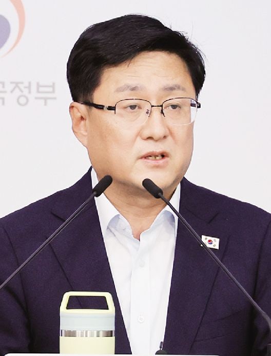 “신규 원전 공론화 착수하고  산업용 전기 차등 인하할 것”