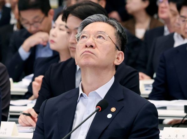 檢 해체 후 합수본 존치 놓고… 법무·행안, 대통령 앞에서 충돌