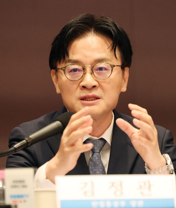 김정관 “N% 성과급 반대… ‘주총 승인 의무화’ 상법개정 논의중”